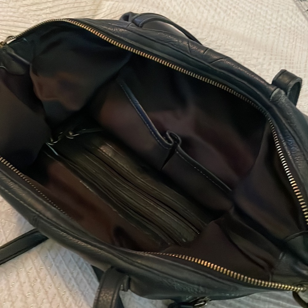 Lucky Brand black leather purse - Picture 7 of 8